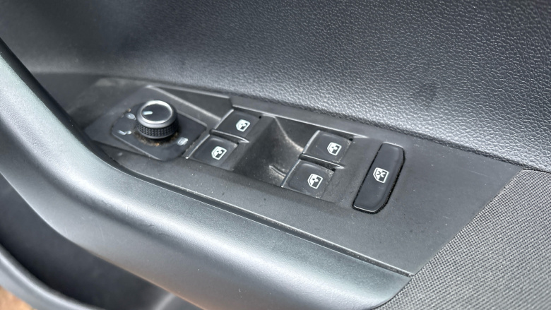 Volkswagen Polo 1.0 SE 5dr Petrol Hatchback